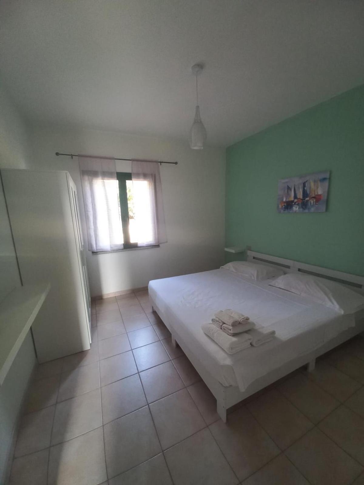 Residence La Funtana Сан-Теодоро Екстер'єр фото