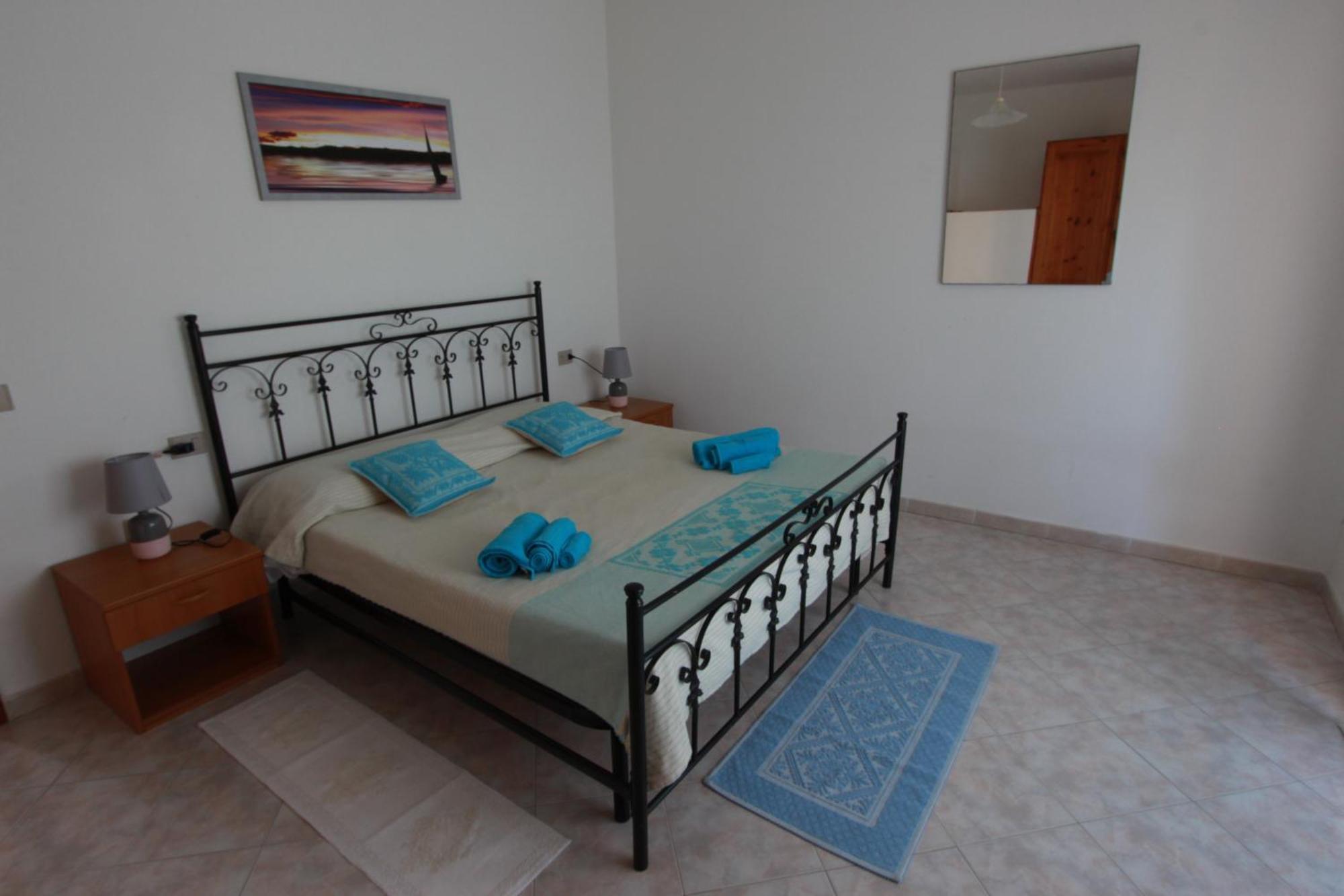 Residence La Funtana Сан-Теодоро Екстер'єр фото